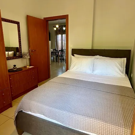 Spacious & Cosy Flat By The Sea * Nea Moudania