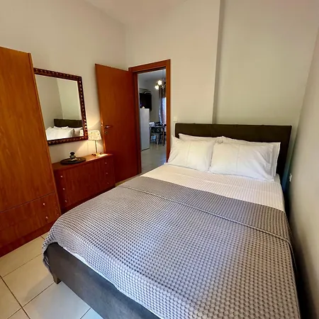 Spacious & Cosy Flat By The Sea Nea Moudania